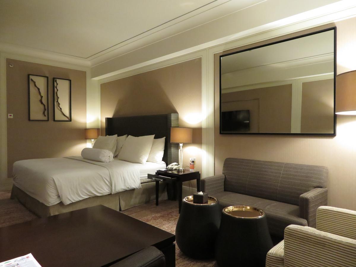 I Hotel Batam Нагоя Экстерьер фото